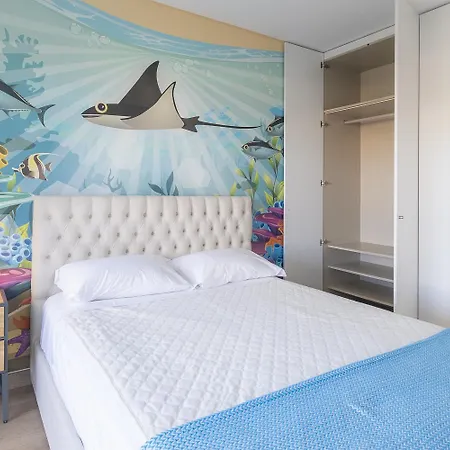 Apartment Waves Com Jacuzzi Privado - By Smarthomes