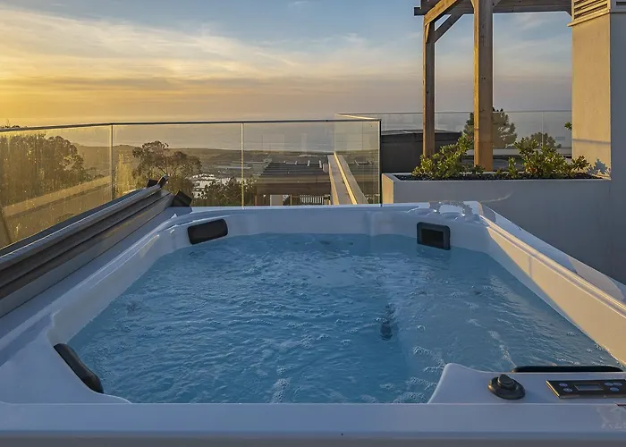 Waves - By Smarthomes * Nazare