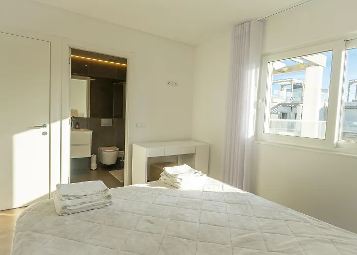 Apartment Waves - By Smarthomes